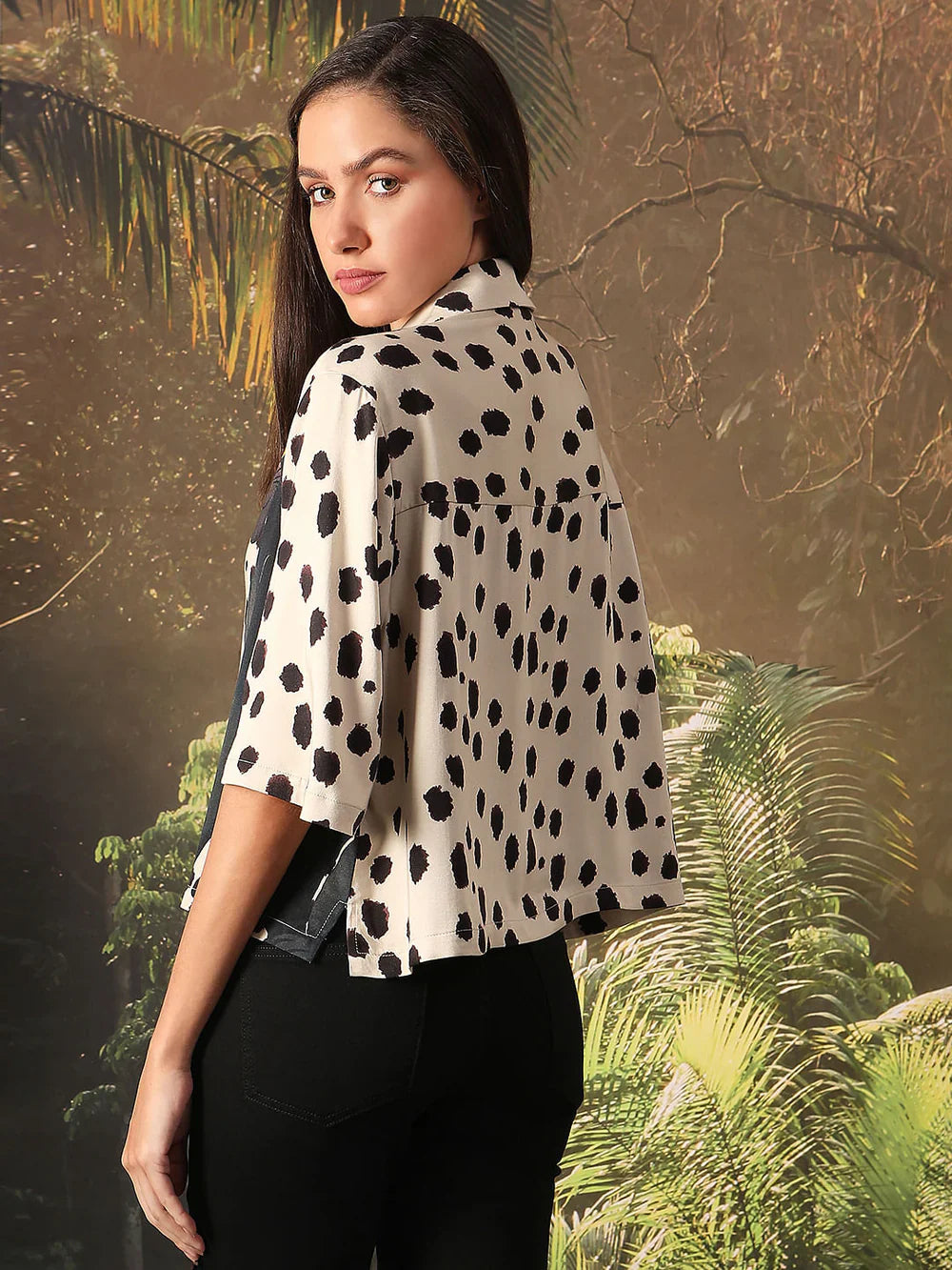 DISNEY OFF-WHITE PRINTED RESORT SHIRT