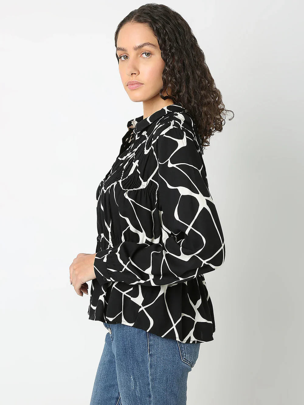 BLACK ABSTRACT PRINT SHIRT