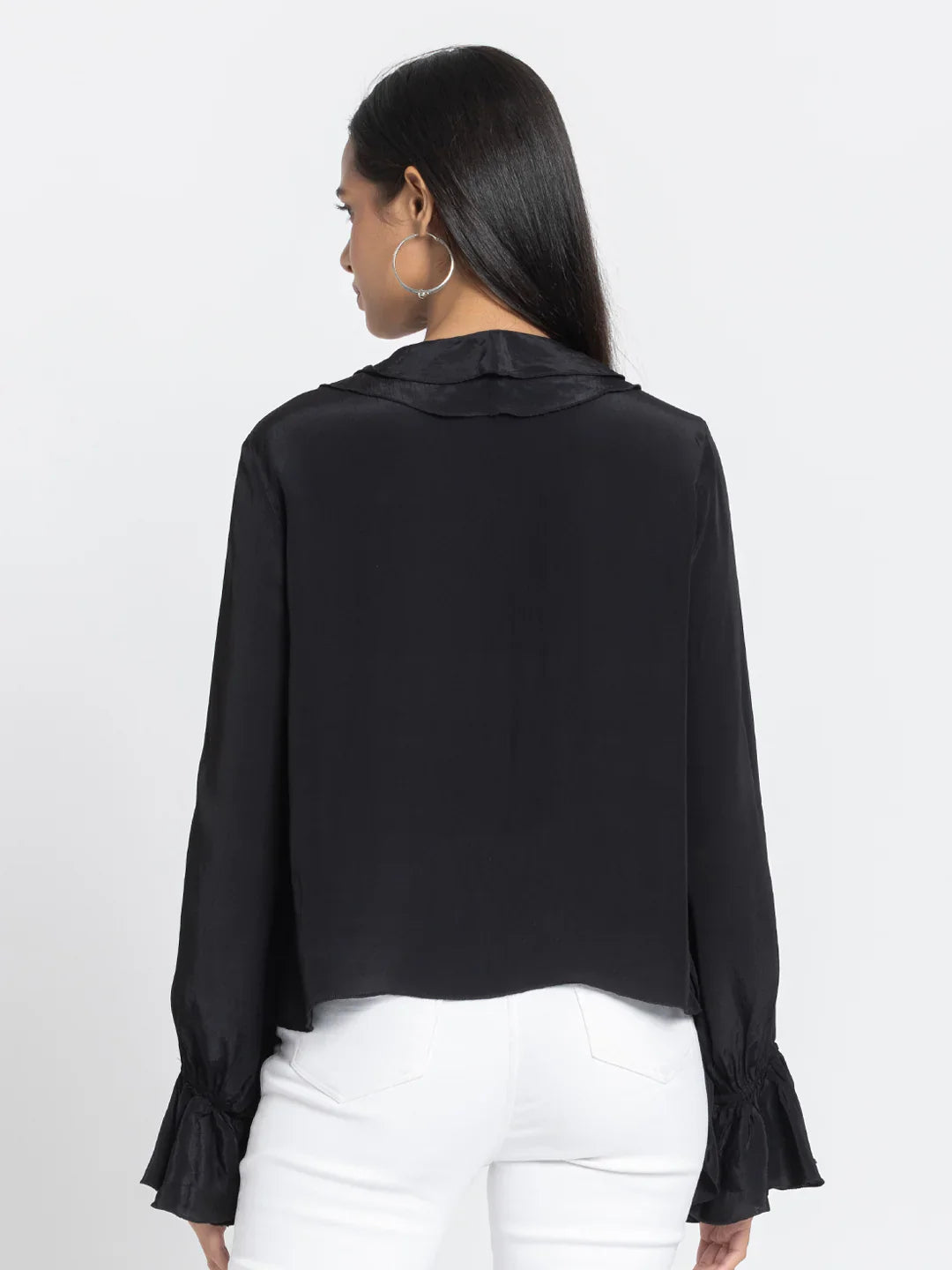 Black v-neck full sleeves ruffled top